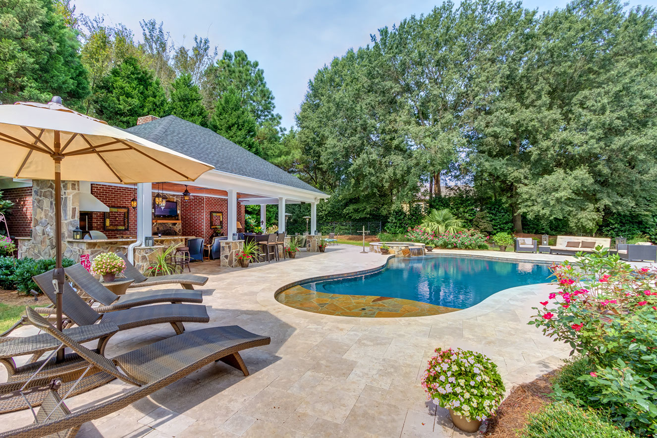 Residential pool photography by Jesse Samples Allen Tate Realtors