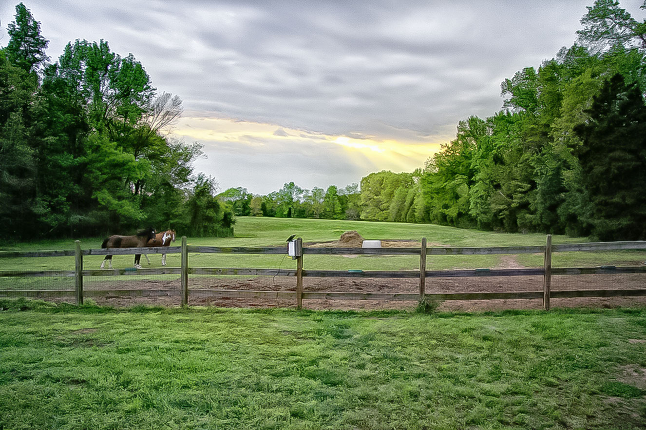 Residential farm land photography by Jesse Samples Allen Tate Realtors